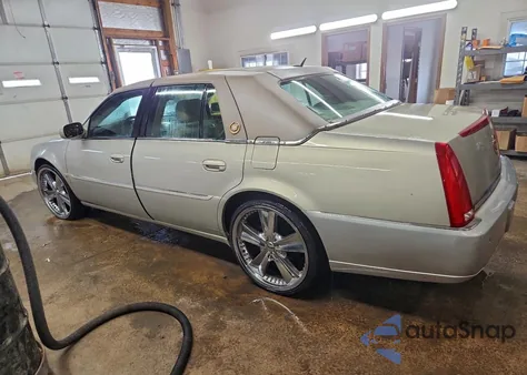 2007 Cadillac Dts z USA, uszkodzony, nr VIN 1G6KD57Y67U115861